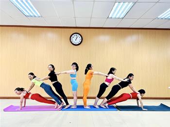 Lớp Yoga hàng tuần của chị em phụ nữ PECC1
